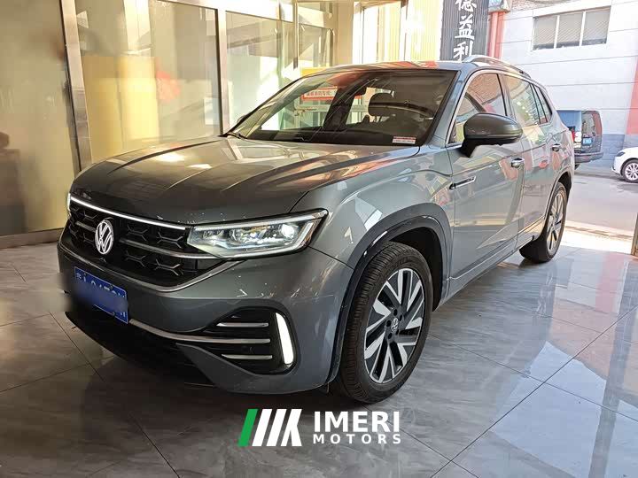 Volkswagen Taos 380TSI AWD R-Line High Performance Edition