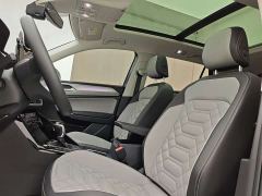 Volkswagen Taos 380TSI AWD R-Line High Performance Edition - фото 14
