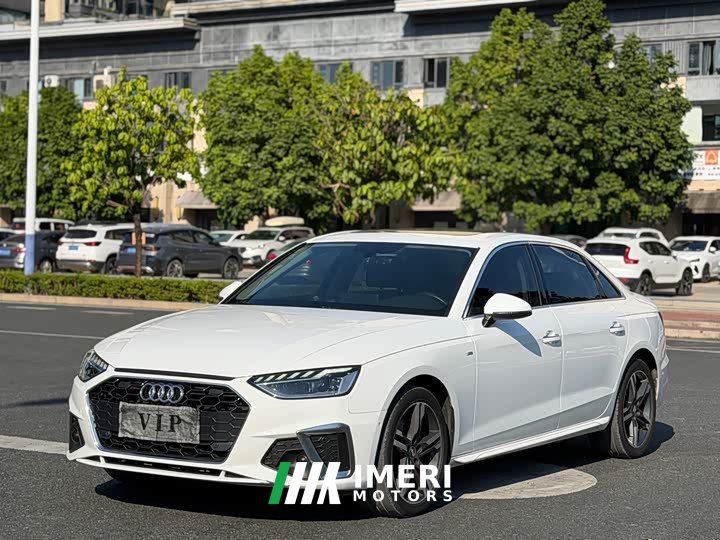 Audi A4L 2020 40 TFSI Luxury Sport - ავტომობილი ჩინეთიდან