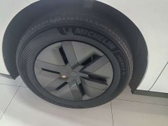 Li Auto Li Xiang MEGA Ultra - ფოტო 14