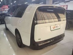 Li Auto Li Xiang MEGA Ultra - ფოტო 15