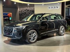 Audi Q7 2024 45 TFSI quattro S line Sport - ფოტო 1