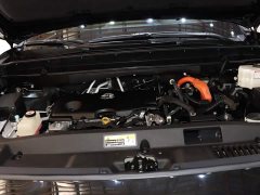 Toyota Crown Venza 2021 2.5L HEV AWD Premium - ფოტო 20