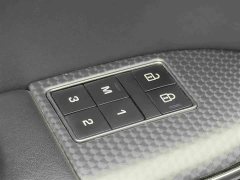 Land Rover Range Rover Sport 3.0 L6 Ebony Edition - ფოტო 16