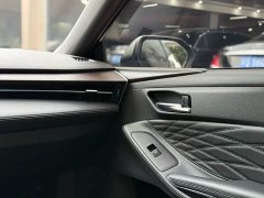 Toyota Avalon 2.5L Touring Premium Edition - ფოტო 14