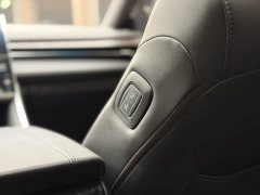 Toyota Avalon 2.5L Touring Premium Edition - ფოტო 16