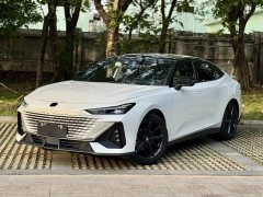 Changan UNI-V 2023 1.5T Premium - ფოტო 1
