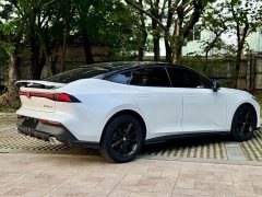 Changan UNI-V 2023 1.5T Premium - ფოტო 16
