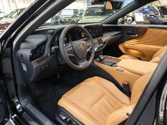 Lexus LS 500h Premium - ფოტო 9