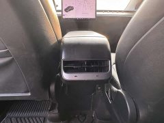 Tesla Model Y Standard Range RWD - ფოტო 15