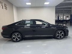Volkswagen Passat 330TSI Starry Sky Luxury Edition - ფოტო 8