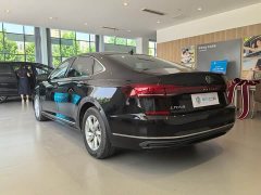 Volkswagen Passat 2024 280TSI Business Edition - ფოტო 16