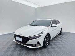 Hyundai Elantra 2022 1.5L CVT Luxury - ფოტო 1