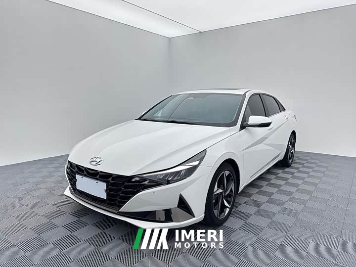 Hyundai Elantra 1.5L CVT Luxury