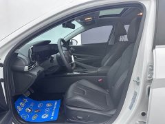 Hyundai Elantra 2022 1.5L CVT Luxury - ფოტო 10