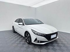 Hyundai Elantra 2022 1.5L CVT Luxury - ფოტო 3