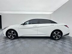Hyundai Elantra 2022 1.5L CVT Luxury - ფოტო 8