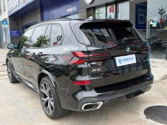 BMW X5 xDrive 30Li M Sport Luxury Night Edition Package - ფოტო 5