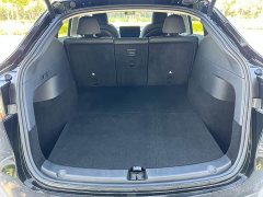 Tesla Model Y Rear-Wheel Drive - ფოტო 10