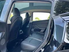 Tesla Model Y Rear-Wheel Drive - ფოტო 7