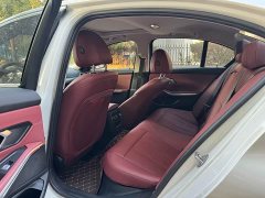 BMW 3 Series 325i M Sport Package - ფოტო 12
