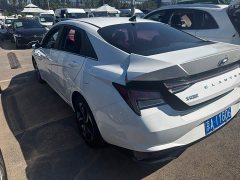 Hyundai Elantra 2022 1.5L CVT Luxury - ფოტო 14