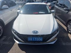 Hyundai Elantra 2022 1.5L CVT Luxury - ფოტო 2