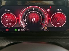 Volkswagen Golf GTI 2023 380TSI DSG GTI - ფოტო 9