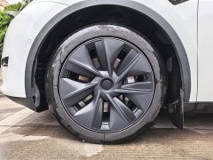 Tesla Model Y 2023 Rear-Wheel Drive - ფოტო 17