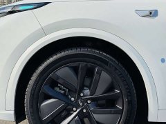 Li Auto L8 Max - ფოტო 11