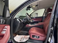 BMW X5 Facelift xDrive 30Li M Sport Exclusive Night Edition Package - ფოტო 4