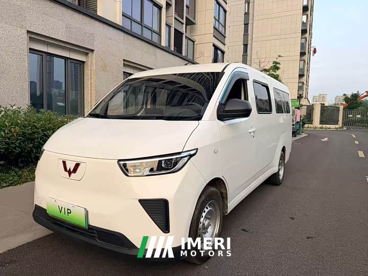 Wuling Yangguang 300km Comfort Passenger Van 60kW - ავტომობილი ჩინეთიდან