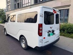 Wuling Yangguang 300km Comfort Passenger Van 60kW - ფოტო 6