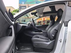 Tesla Model Y Rear-Wheel Drive - ფოტო 8
