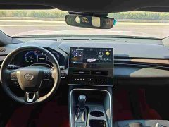 Toyota Camry 2024 Hybrid 2.0L Premium - ფოტო 5
