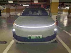 Li Auto L6 Pro - ფოტო 2