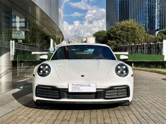 Porsche 911 Carrera 4 3.0T - ფოტო 4