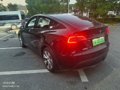 Tesla Model Y Standard Range RWD - ფოტო 6
