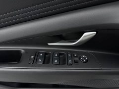 Hyundai Elantra 1.5L CVT Luxury - ფოტო 17