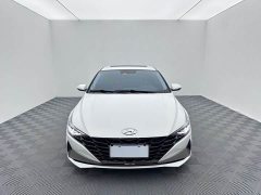 Hyundai Elantra 1.5L CVT Luxury - ფოტო 2