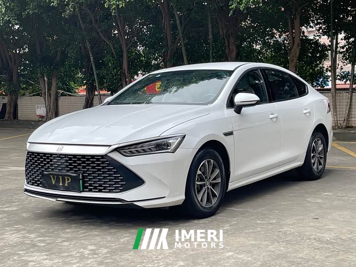 BYD Qin PLUS Glory Edition DM-i 55KM Leading - ავტომობილი ჩინეთიდან