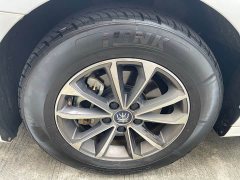 BYD Qin PLUS Glory Edition DM-i 55KM Leading - ფოტო 16