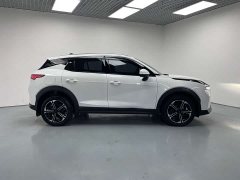 Lynk & Co Geely Lynk & Co 06 EM-P 126 Long Range Max - ფოტო 6