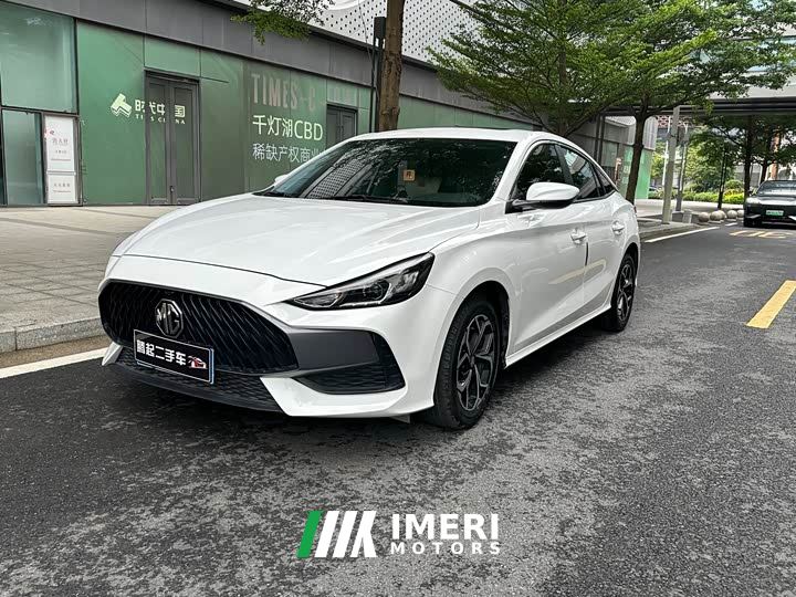 SAIC MG5 180DVVT CVT Youth Luxury Edition