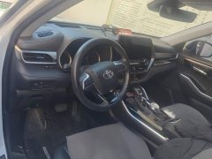 Toyota Highlander Hybrid 2.5L AWD Premium 7-Seater - ფოტო 12