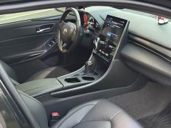 Toyota Avalon Hybrid 2.5L Luxury - ფოტო 7