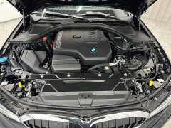 BMW 3 Series 320Li M Sport Package - ფოტო 16