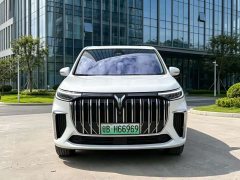 Voyah Dream PHEV Extended Range Luxury Edition - ფოტო 2