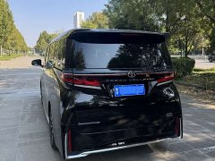 Toyota Vellfire 2024 Crown Hybrid 2.5L Executive Premier Edition - ფოტო 2