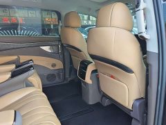Denza D9 DM-i 945 Executive Edition - ფოტო 17